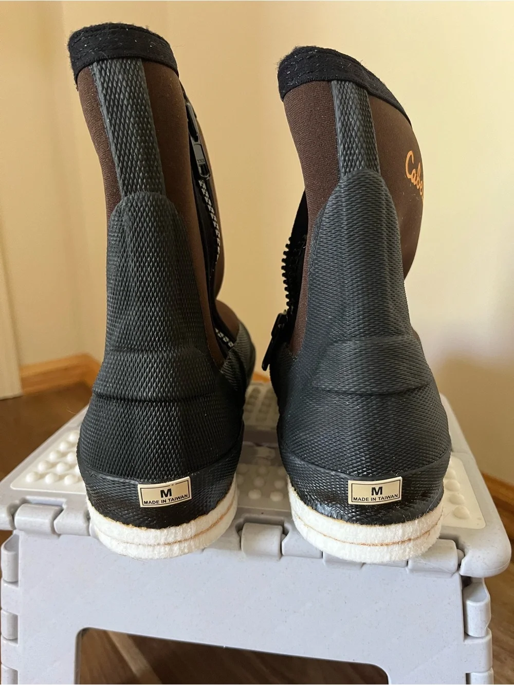 Cabela’s Felt Sole Fishing Boots - NEW